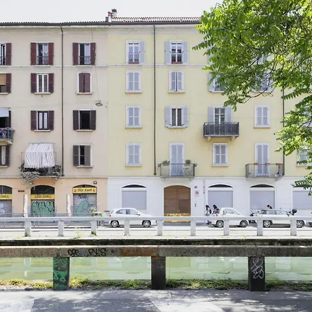 Easylife - Romantico Sui Navigli Apartment *
